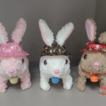 Cry Walking Hat Bell Lamb Rabbit (4 Colors Mixed)