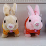 Cry Walking National Style Short Hair Rabbit (4 Colors Mixed)
